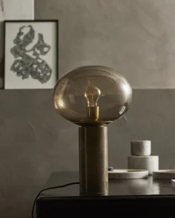 Bordslampa 'Bes' - Smoked/Mässing