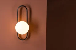 Vägglampa 'Agunnaryd' - Vit/Svart